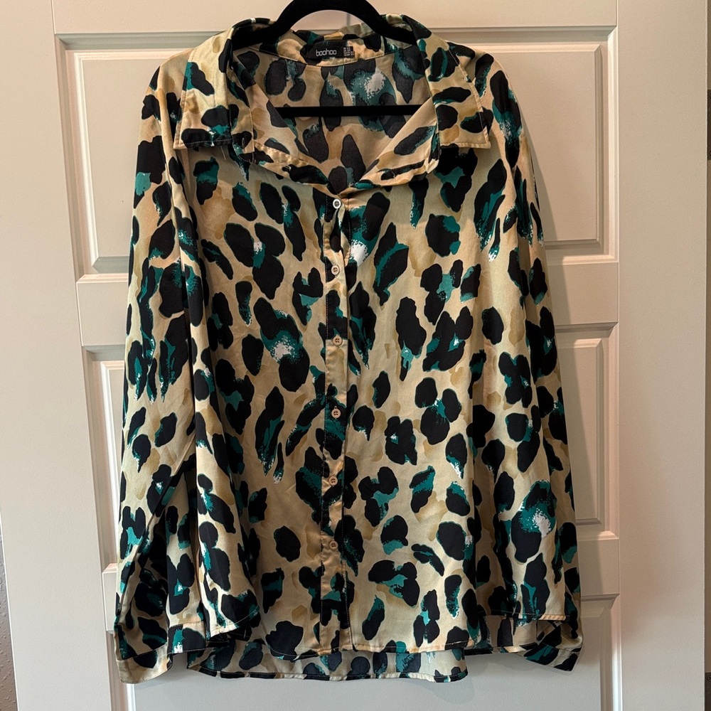 Boohoo Teal and Black Animal Print Button-Down Shirt